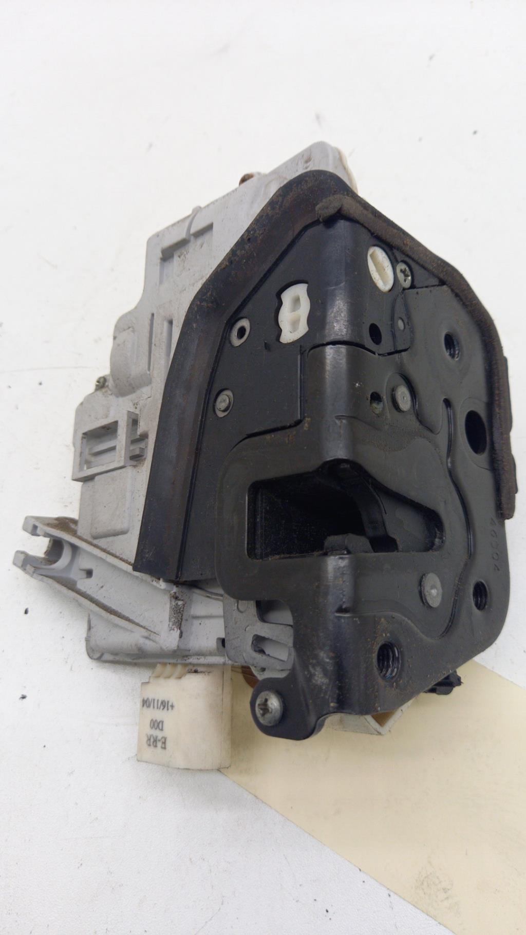 Serrure avant droit AUDI A4 2 AVANT PHASE 2 BREAK Diesel - 1