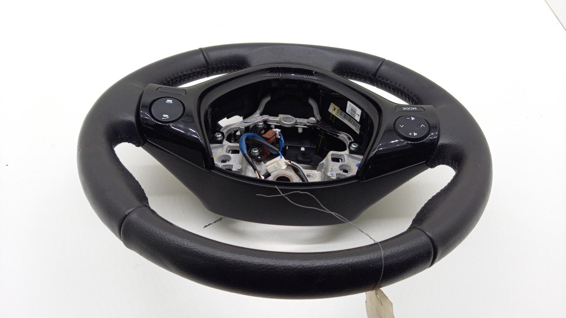 Volant TOYOTA AYGO 2 PHASE 1 Essence - 1