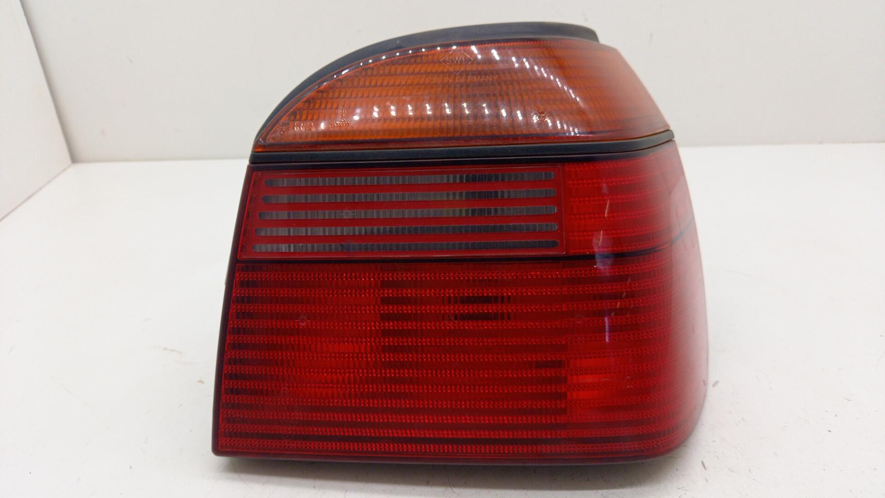 Fanale posteriore principale destro (luci) VOLKSWAGEN GOLF 3 CABRIOLET Diésel - 1