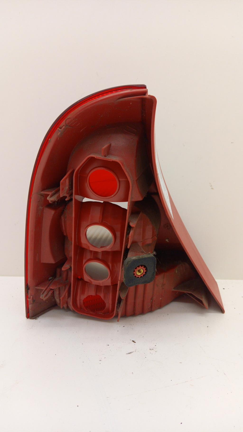 Fanale posteriore principale destro (luci) RENAULT CLIO 2 PHASE 2 Gasolina - 1