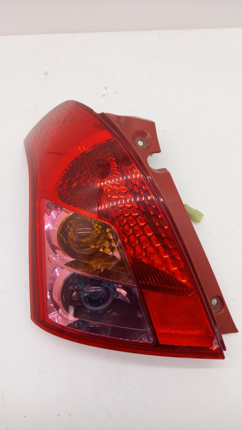 Fanale posteriore principale sinistro (luci) SUZUKI SWIFT 3 Gasolina - 1