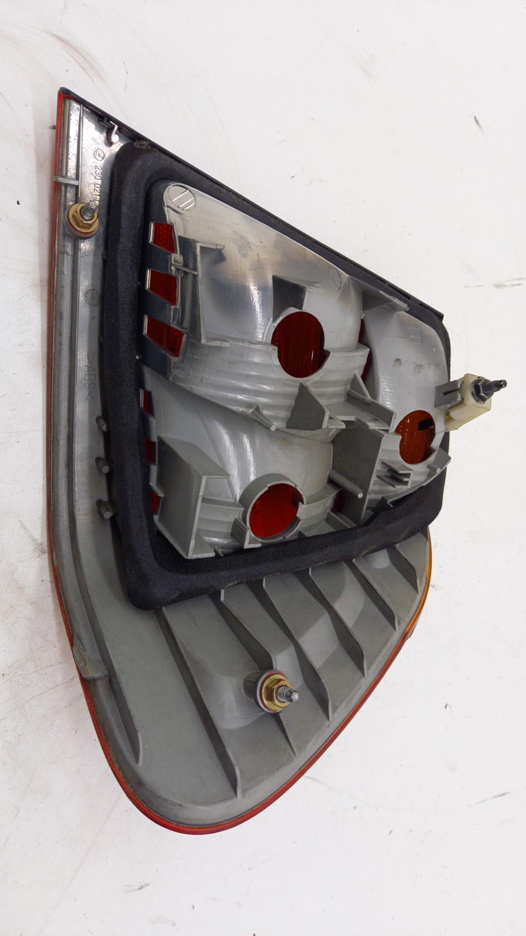 Fanale posteriore principale sinistro (luci) BMW SERIE 3 E46 PHASE 1 Gasolina - 1