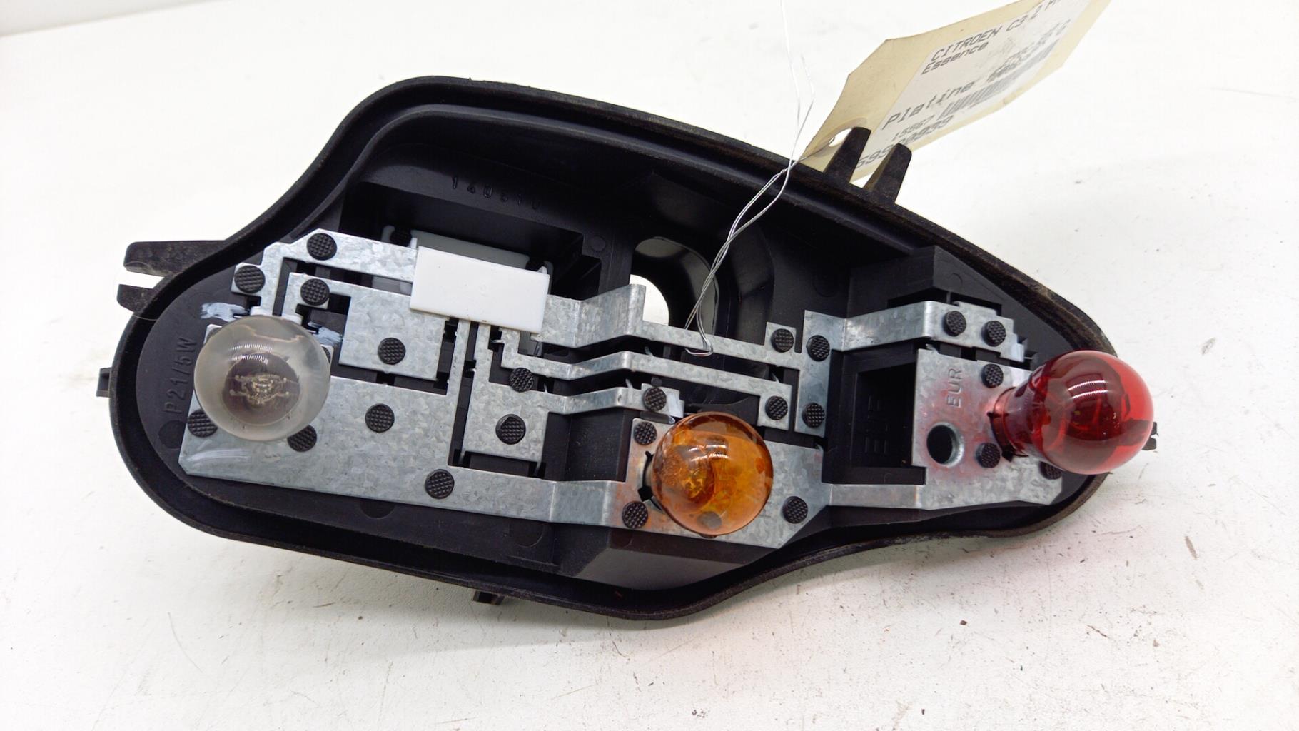 Base portalampade fanale posteriore sinistro CITROEN C3 2 PHASE 1 Gasolina - 1