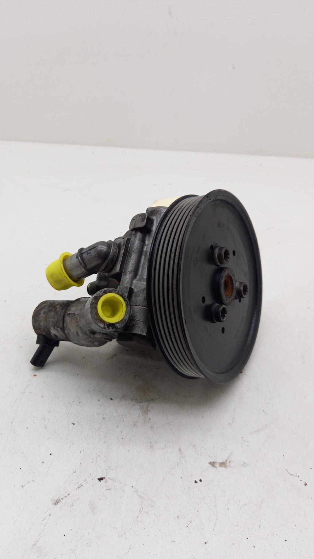 Pompe de direction AUDI A4 3 AVANT S4 PHASE 1 BREAK Essence - 1