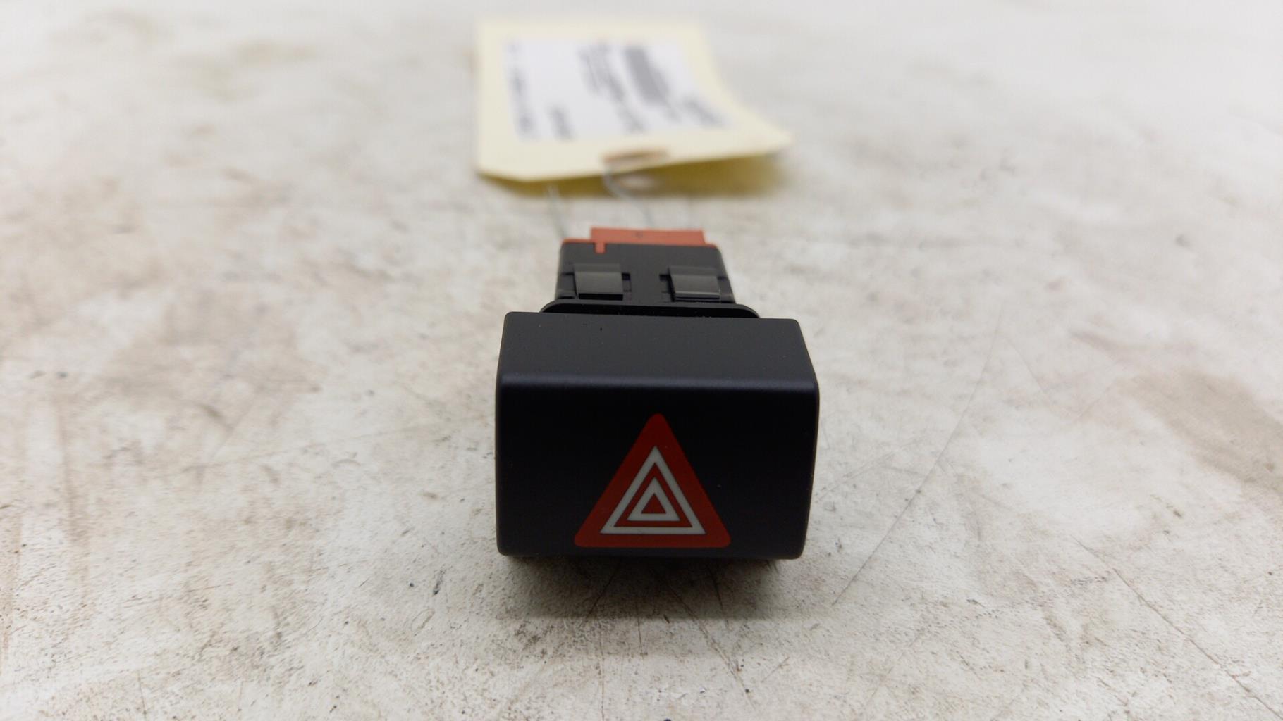 Interruttore luci emergenza CITROEN C4 PICASSO 2 PHASE 1 Diésel - 1