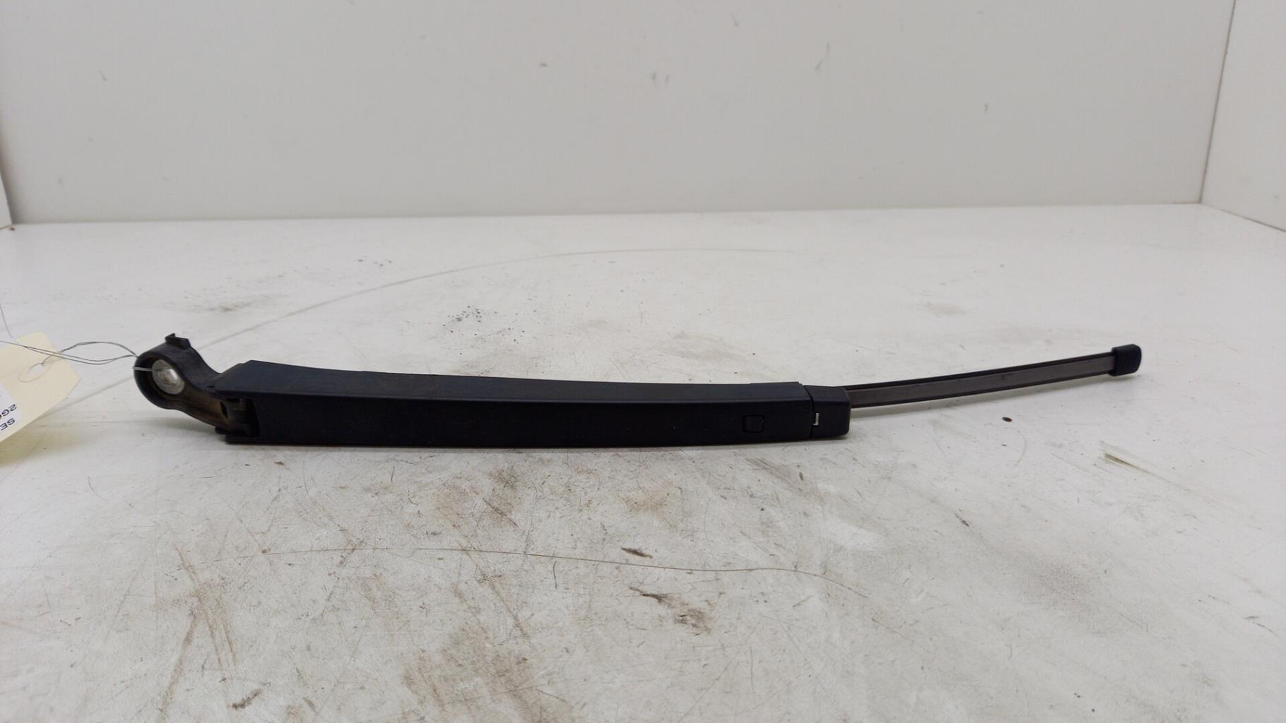 Braccio tergicristallo posteriore SEAT IBIZA 5 PHASE 1 Gasolina - 1