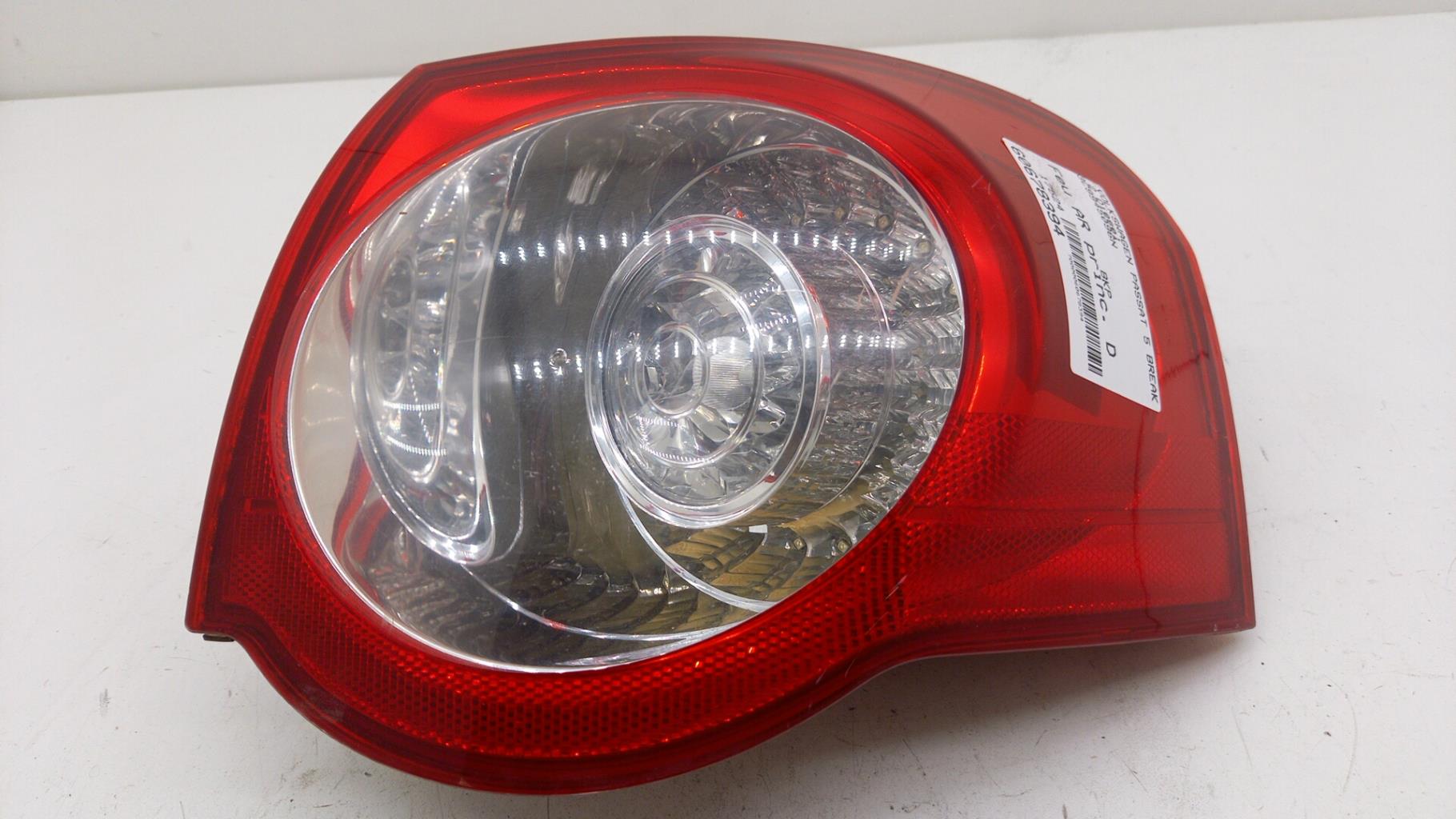 Fanale posteriore principale destro (luci) VOLKSWAGEN PASSAT 5 BREAK Diésel - 1