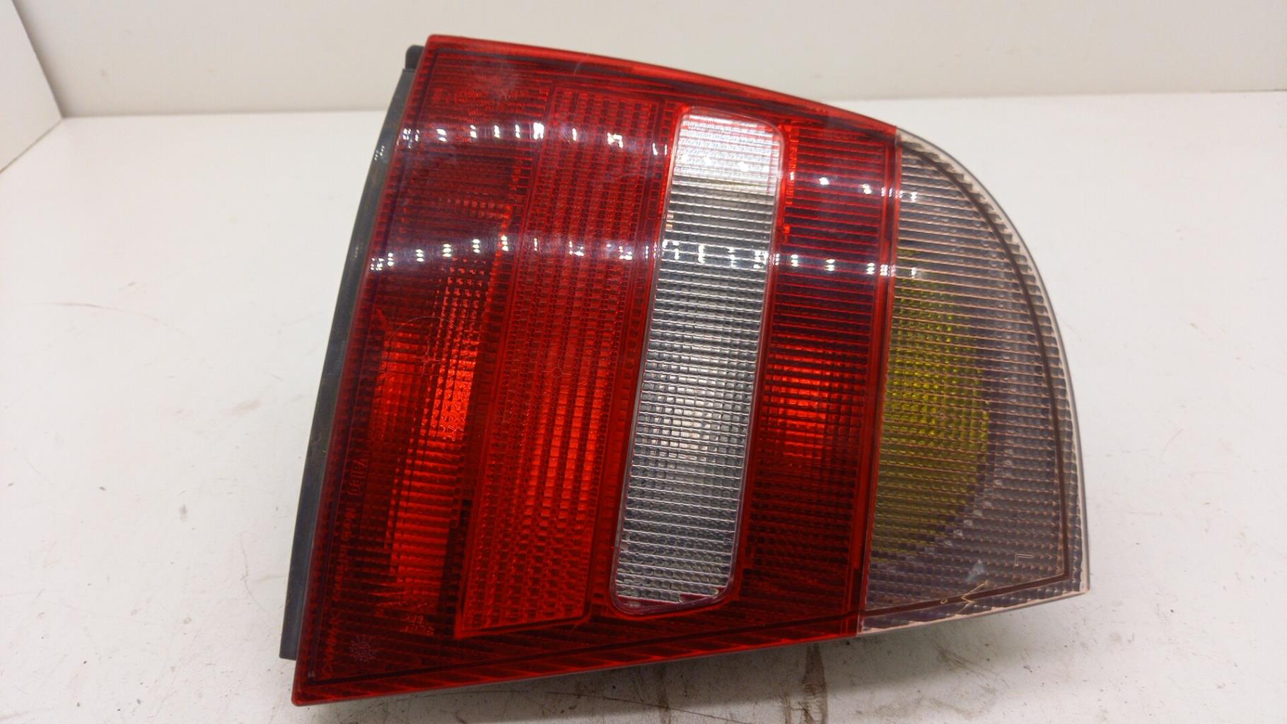 Fanale posteriore principale sinistro (luci) SKODA OCTAVIA 1 PHASE 1 Diésel - 1