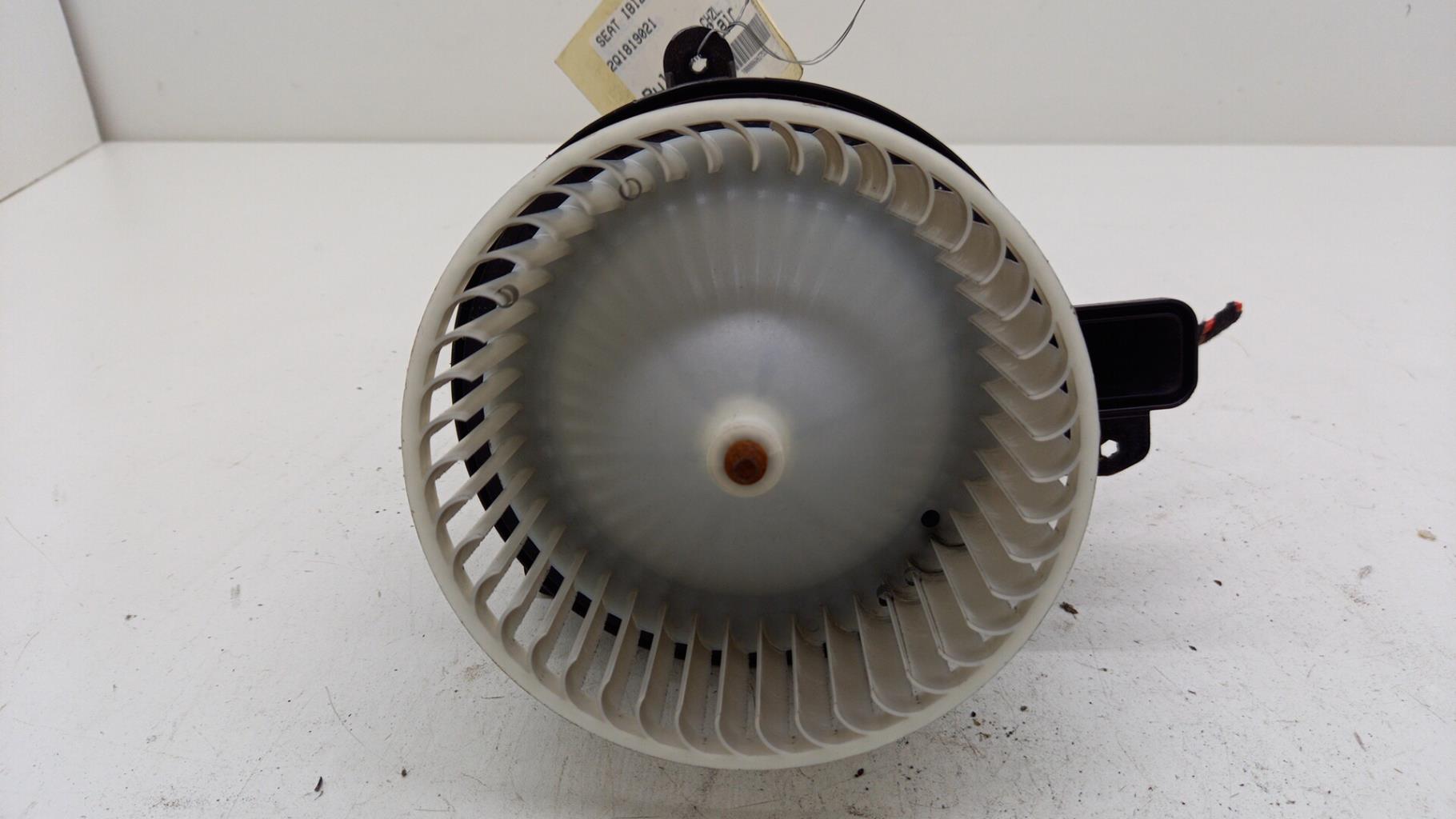 Pulseur d'air SEAT IBIZA 5 PHASE 1 Essence - 1