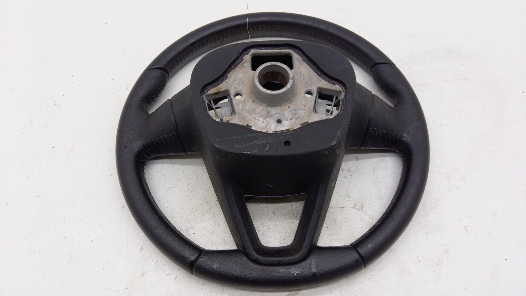 Volant SEAT IBIZA 5 PHASE 1 Essence - 1