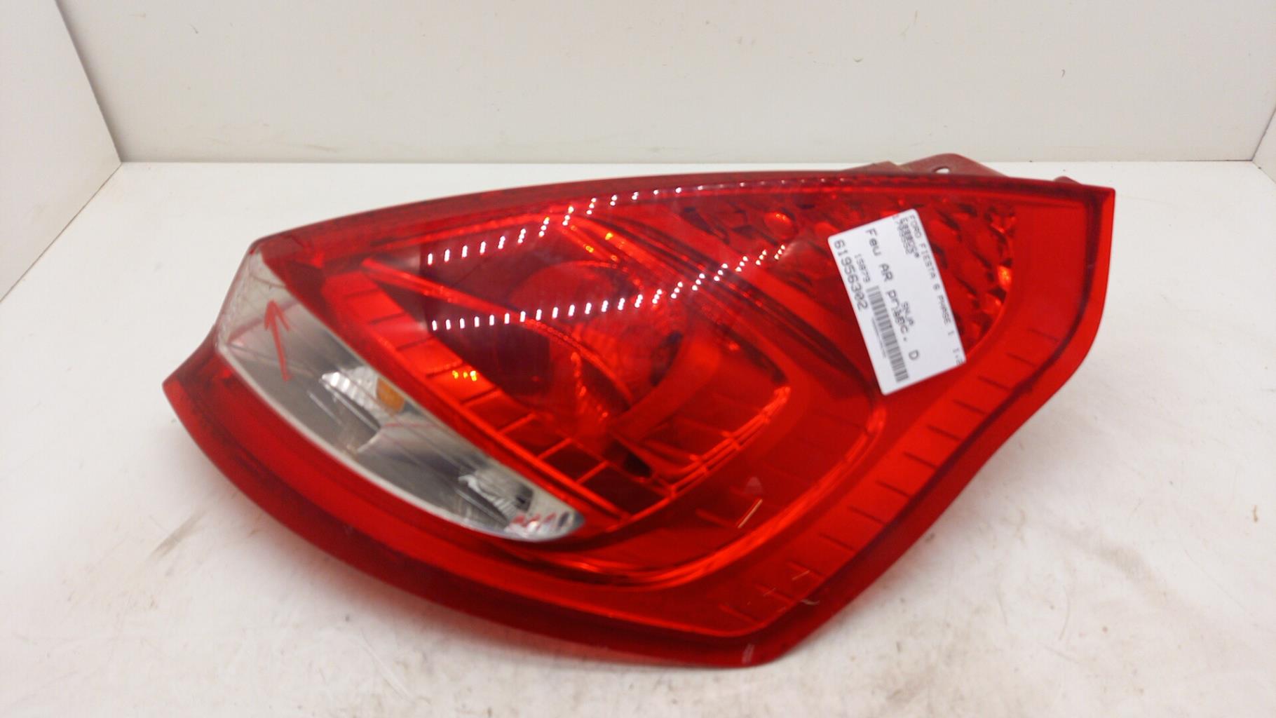 Fanale posteriore principale destro (luci) FORD FIESTA 6 PHASE 1 Gasolina - 1