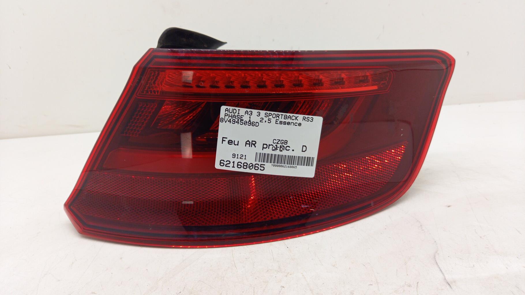 Feu arriere principal droit (feux) AUDI A3 3 SPORTBACK RS3 PHASE 1 Essence - 1