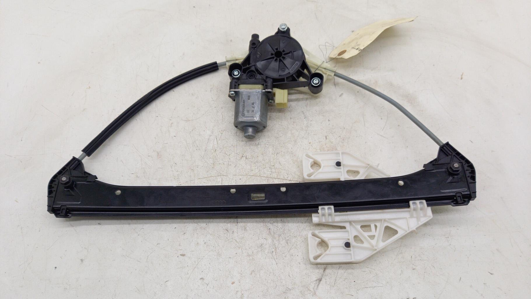 Alzacristalli elettrico posteriore sinistro AUDI A3 3 SPORTBACK RS3 PHASE 1 Gasolina - 1