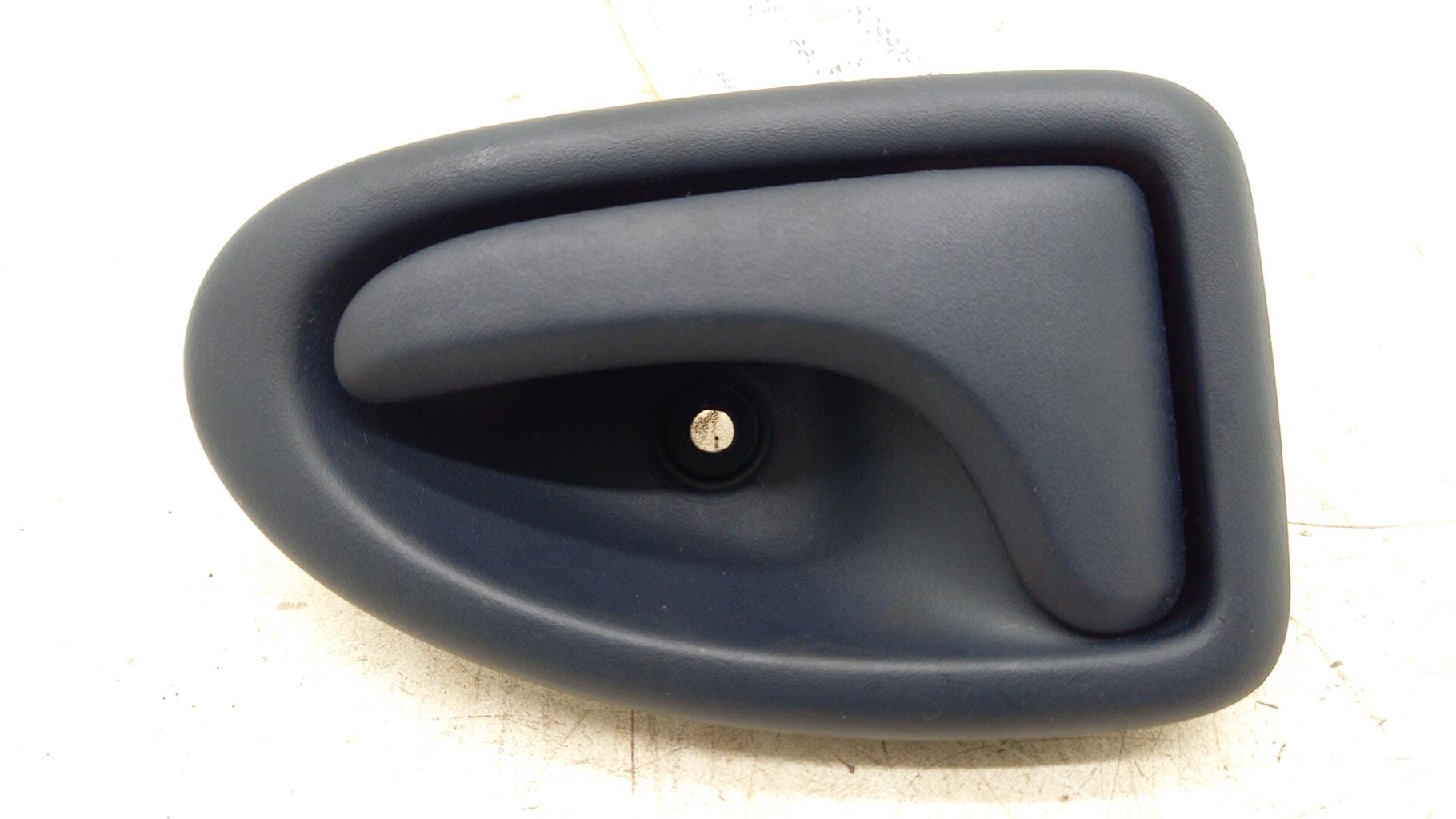 Maniglia interna posteriore sinistra RENAULT CLIO 2 PHASE 1 Diésel - 1