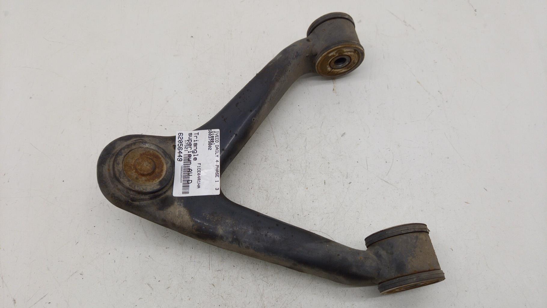 Triangolo superiore anteriore destro IVECO DAILY 4 PHASE 1 Diésel - 1