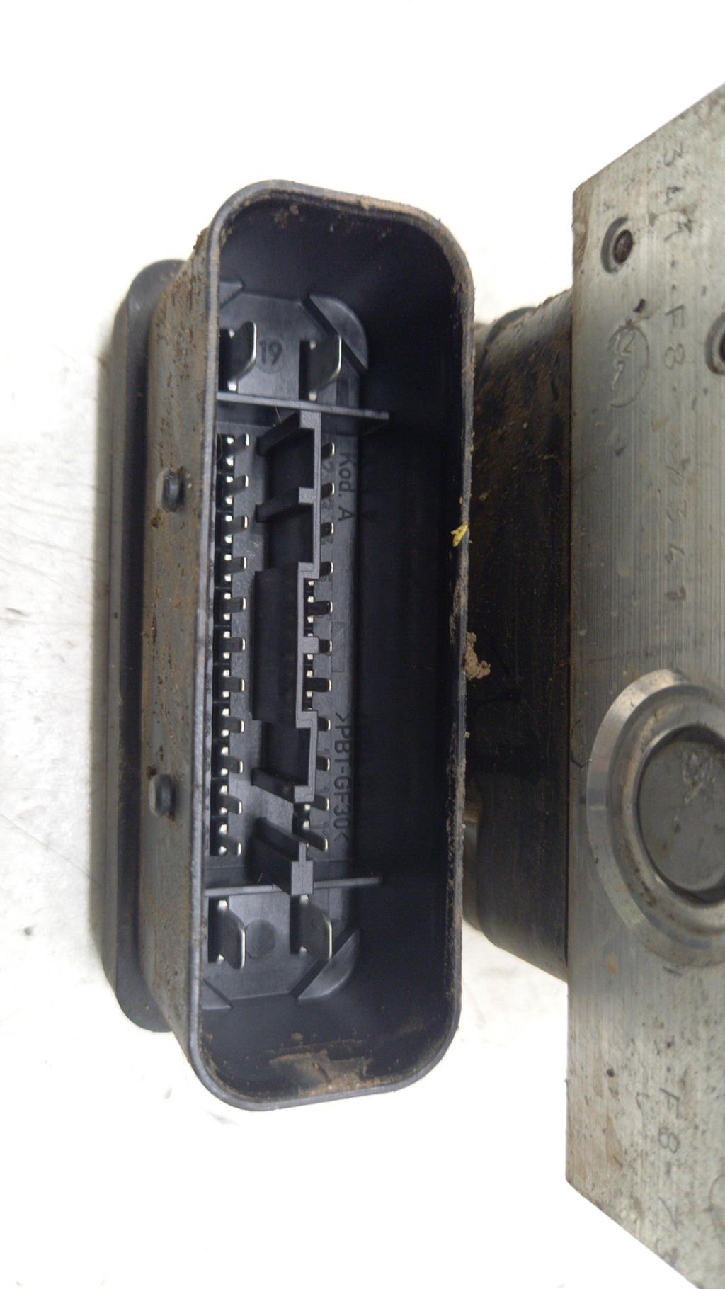 Blocco ABS (antibloccaggio freni) RENAULT TWINGO 2 PHASE 2 Gasolina - 1