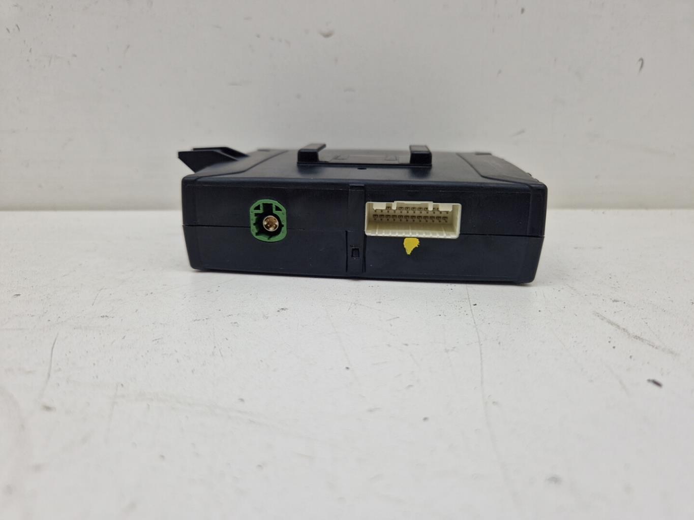 Calculateur RENAULT CLIO 4 PHASE 1 Essence - 1