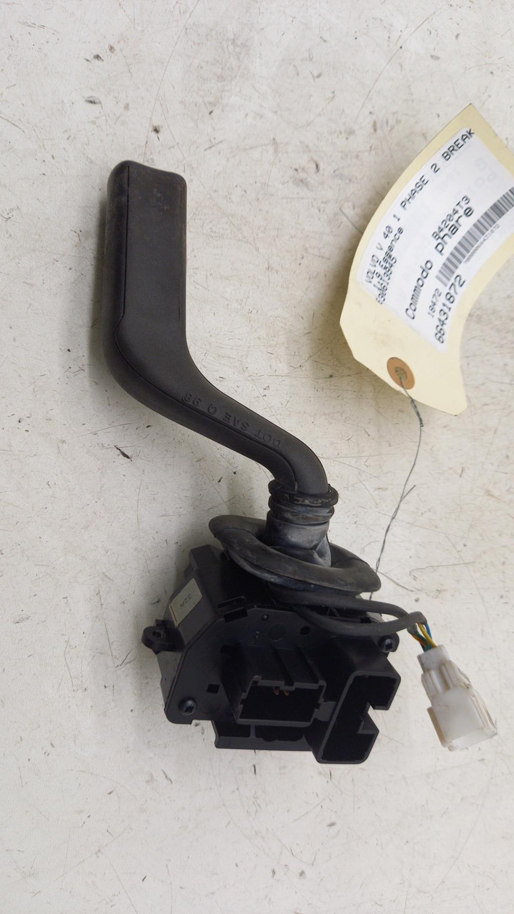 Commodo phare VOLVO V 40 1 PHASE 2 BREAK Essence - 1
