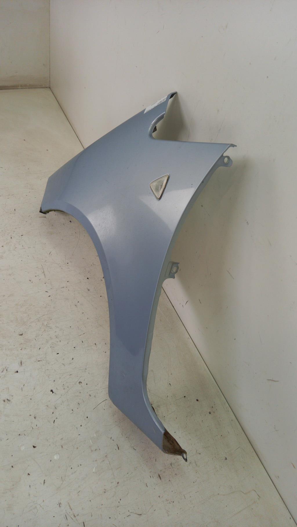 Parafango anteriore sinistro MITSUBISHI COLT 6 PHASE 1 Diésel - 1