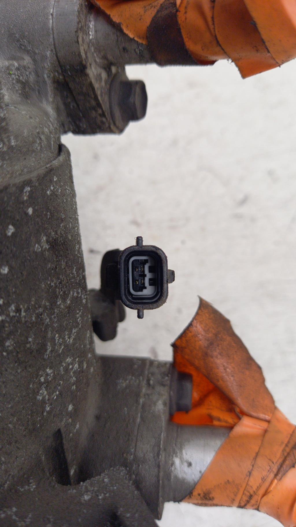 Compressore clima RENAULT TWINGO 3 PHASE 1 Gasolina - 1