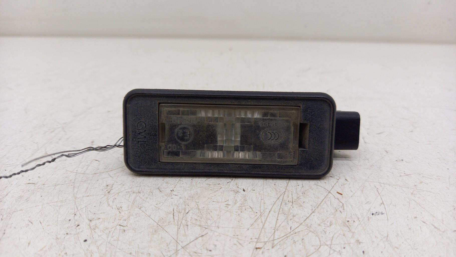 Eclairage de plaque CITROEN C4 2 PHASE 1 Diesel - 1