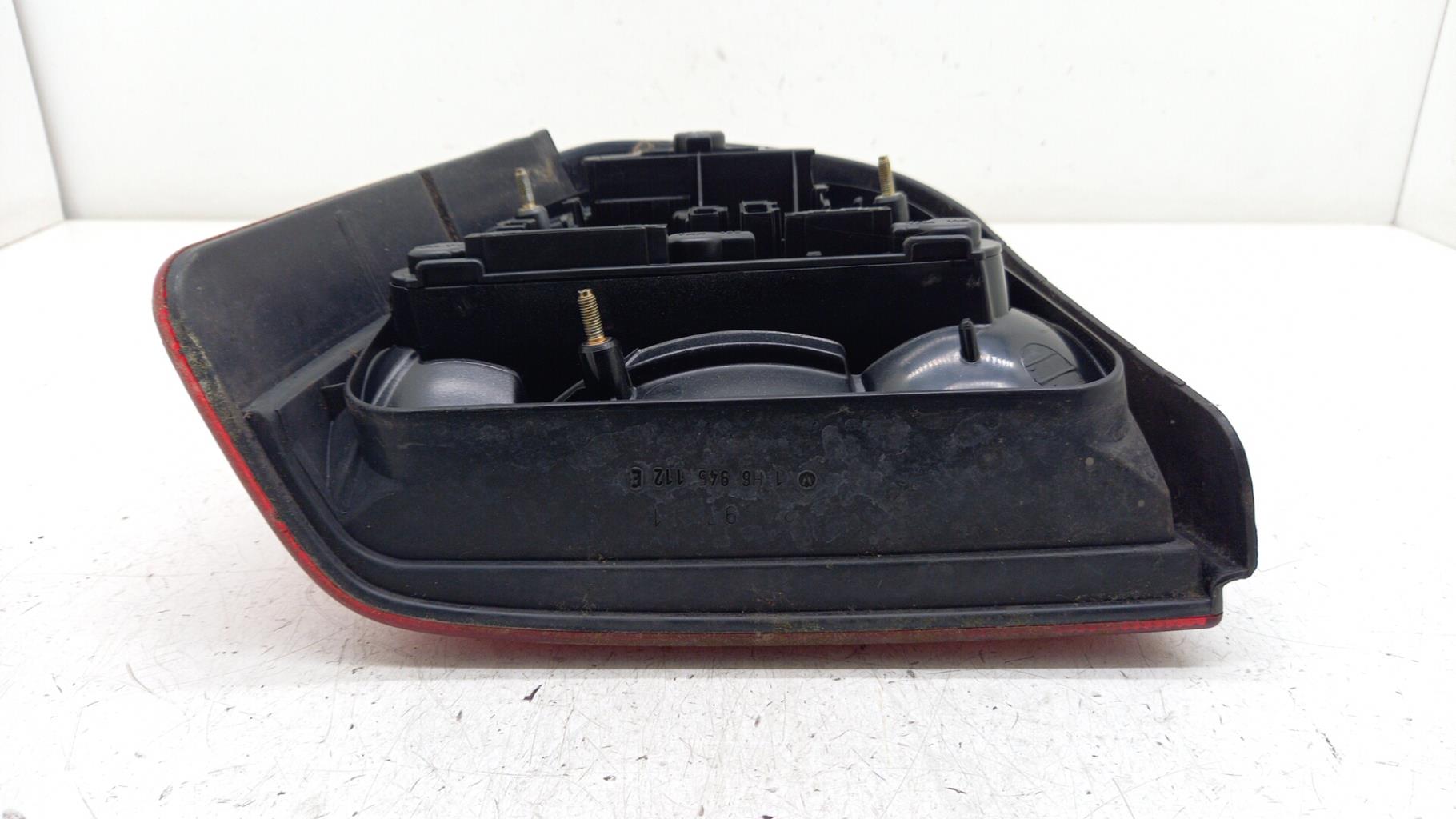 Fanale posteriore principale destro (luci) VOLKSWAGEN GOLF 3 Gasolina - 1