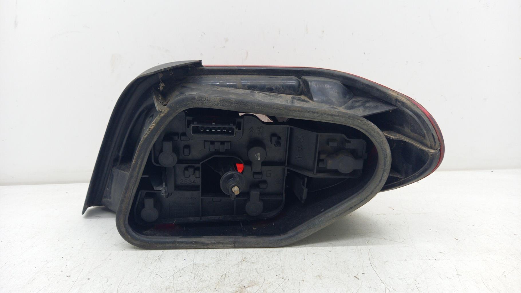 Fanale posteriore principale sinistro (luci) CITROEN XSARA PHASE 2 Diésel - 1