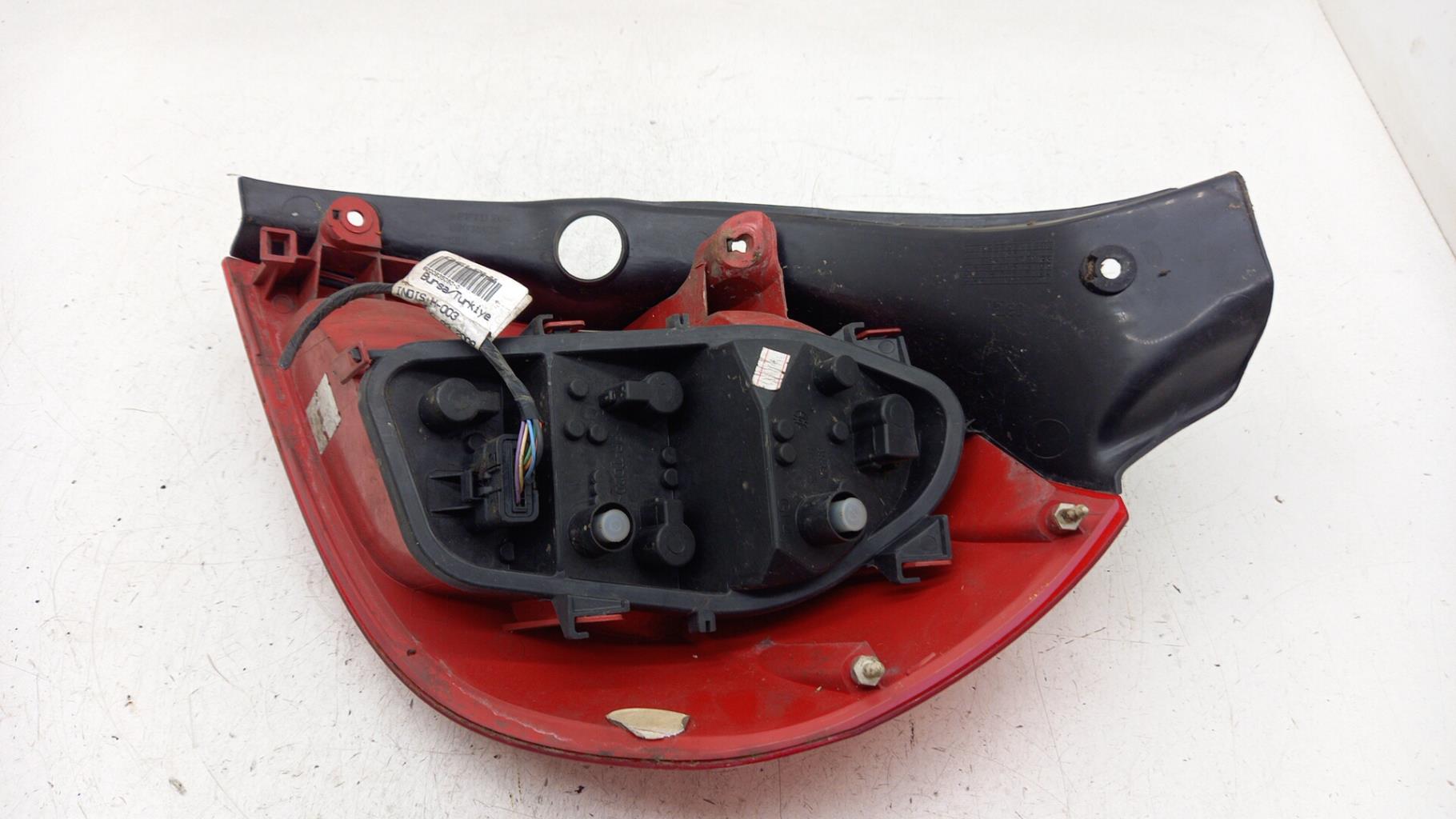 Fanale posteriore principale sinistro (luci) RENAULT CLIO 3 PHASE 1 Diésel - 1