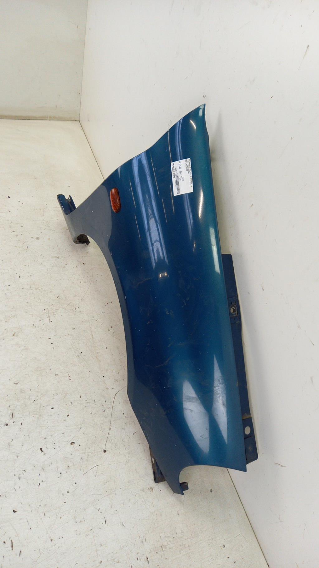 Parafango anteriore destro RENAULT CLIO 2 PHASE 1 Gasolina - 1