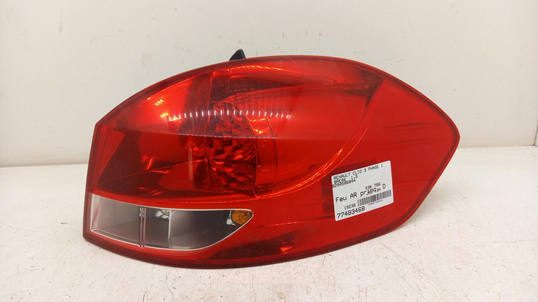 Fanale posteriore principale destro (luci) RENAULT CLIO 3 PHASE 1 BREAK  - 1
