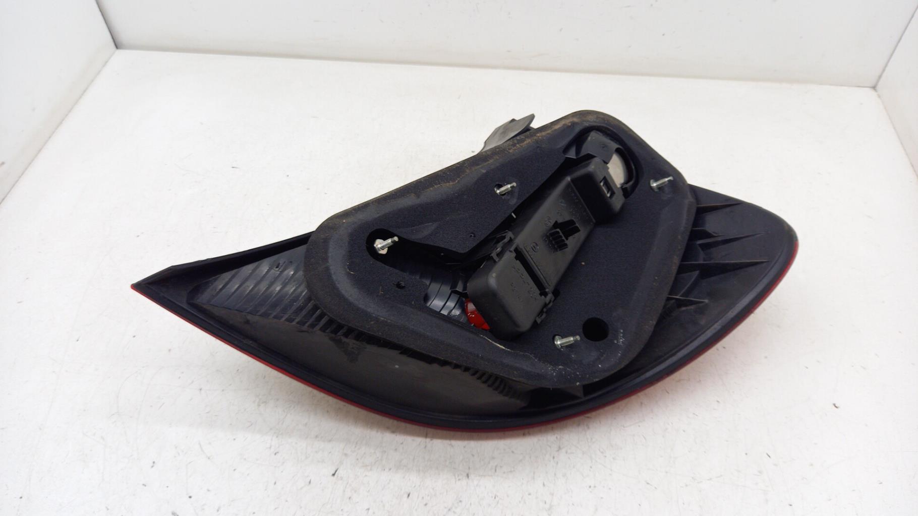 Fanale posteriore principale sinistro (luci) MERCEDES CLASSE C 203 COUPE SPORT PHASE 2 Diésel - 1