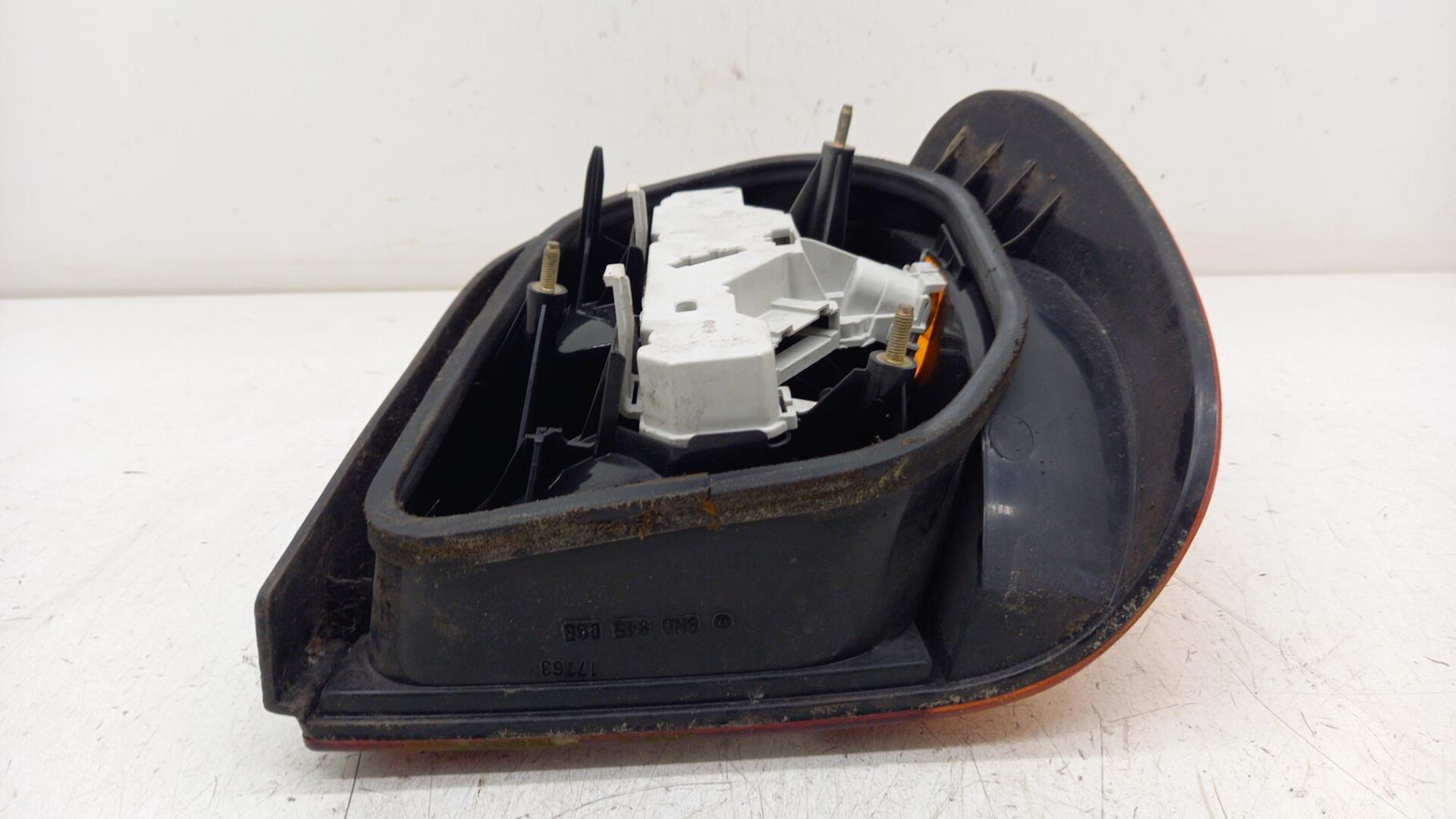 Fanale posteriore principale sinistro (luci) VOLKSWAGEN POLO 3 PHASE 1  - 1