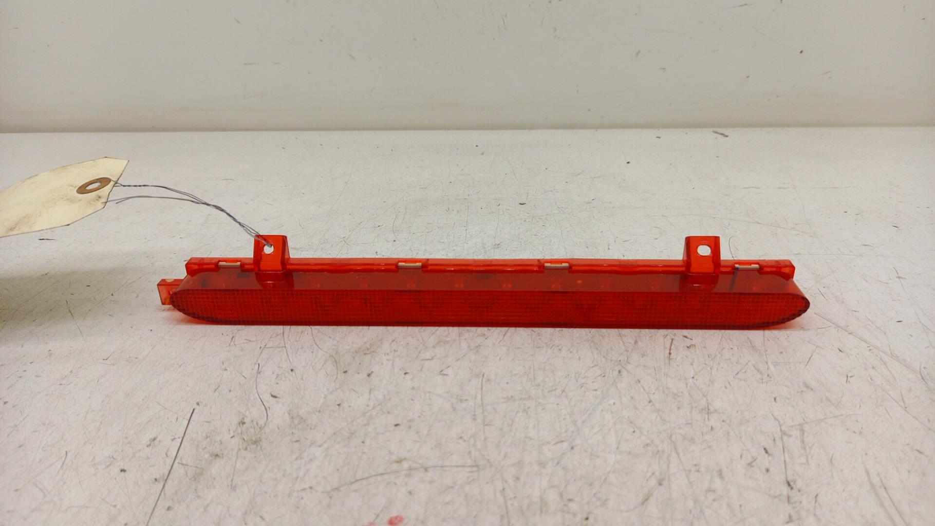 Feu arriere stop central MINI MINI 2 R56 PHASE 1 Essence - 1