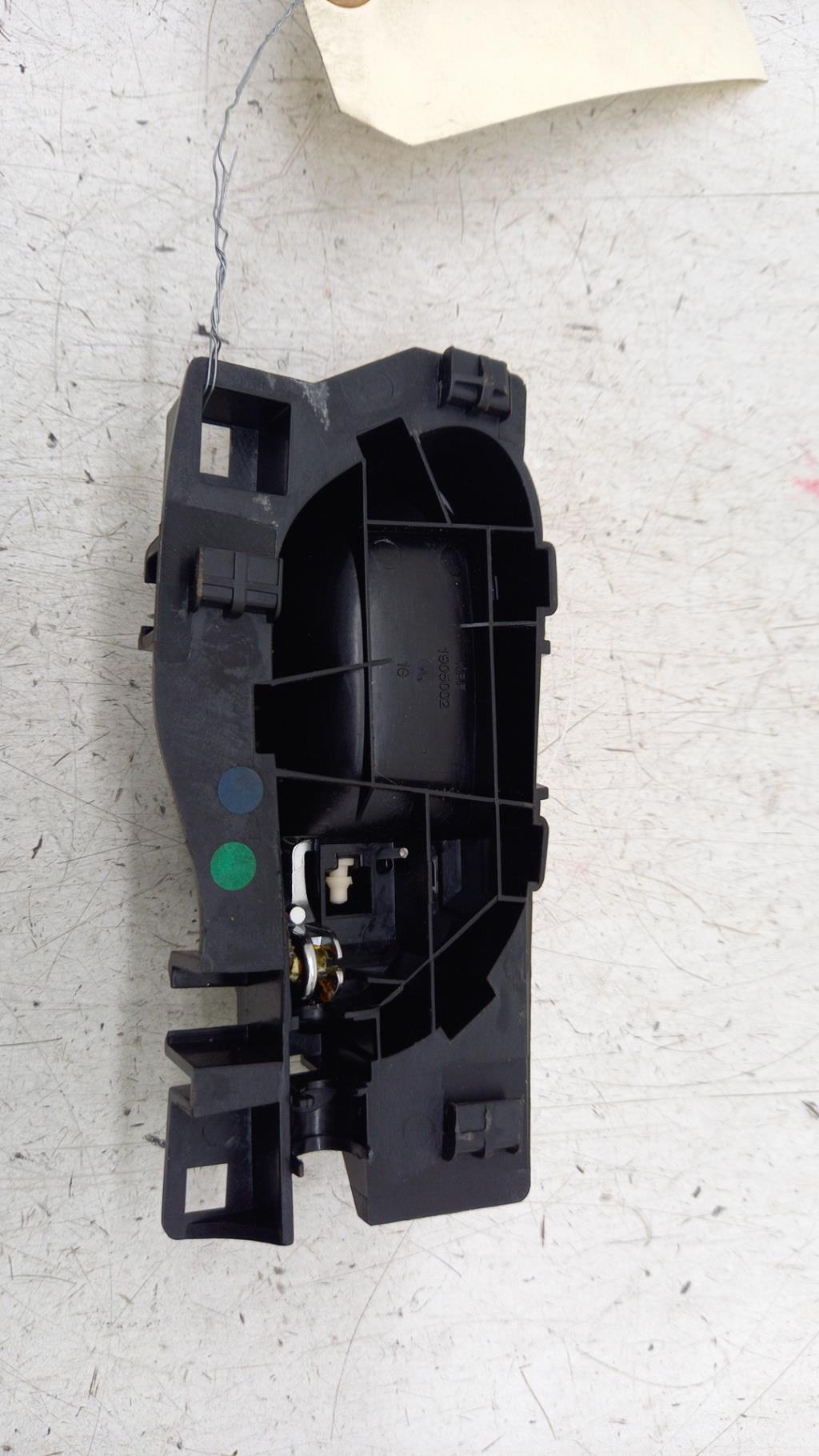 Maniglia interna anteriore sinistra CITROEN C3 2 PHASE 1 Gasolina - 1