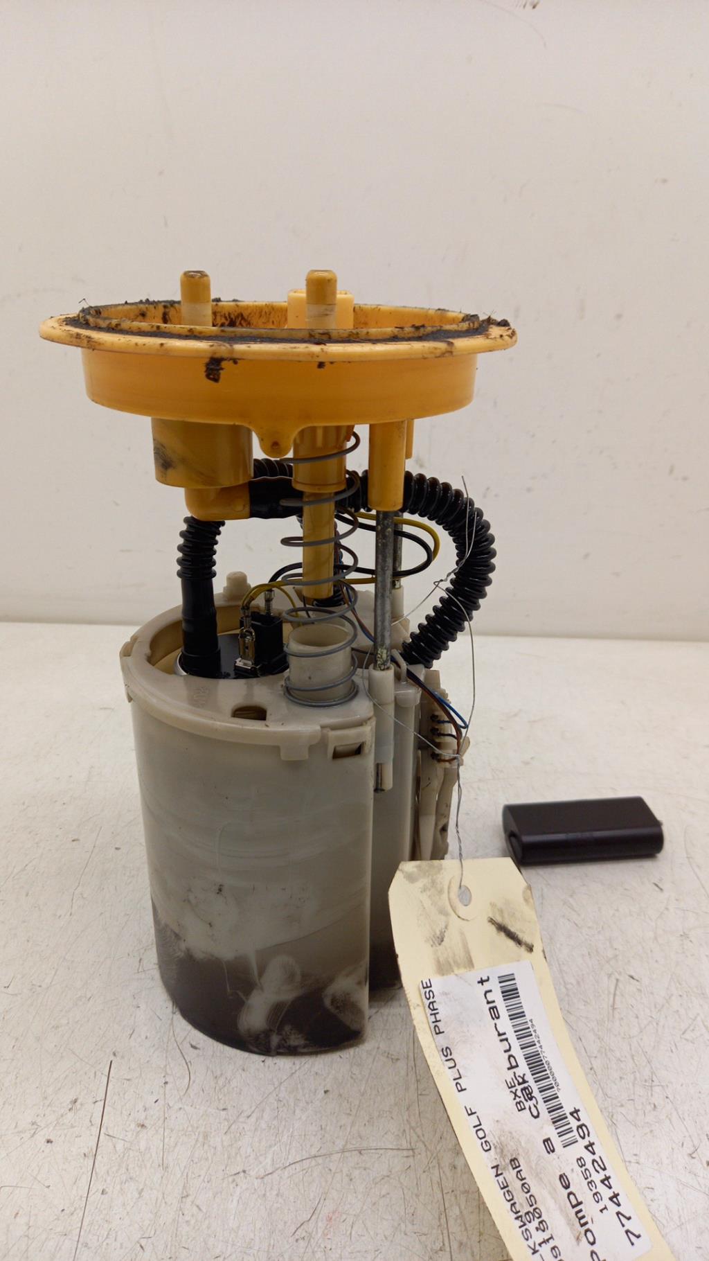 Pompa carburante VOLKSWAGEN GOLF PLUS PHASE 1  - 1