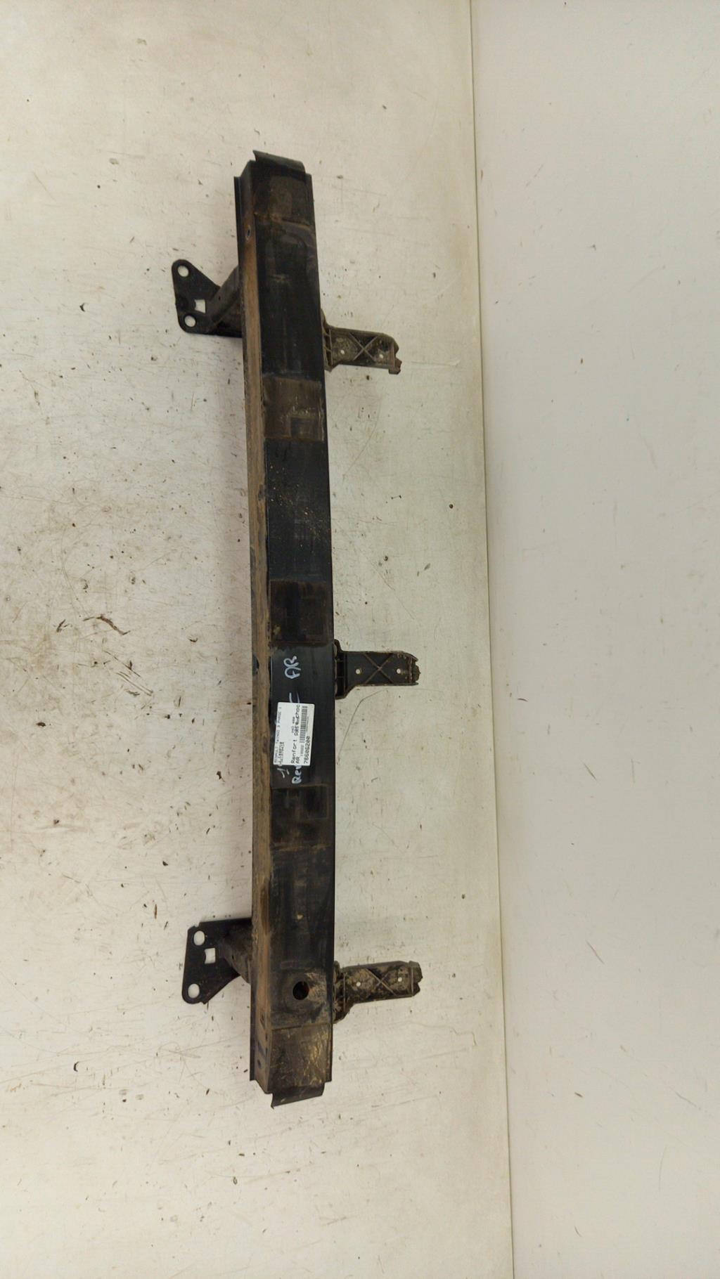 Traversa rinforzo paraurti posteriore RENAULT TWINGO 3 PHASE 1 Gasolina - 1