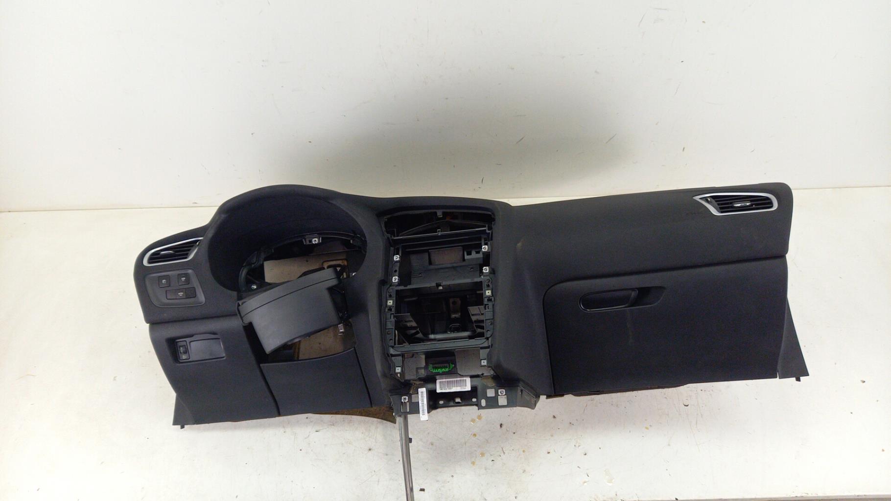 Tableau de bord CITROEN C4 2 PHASE 1 Diesel - 1