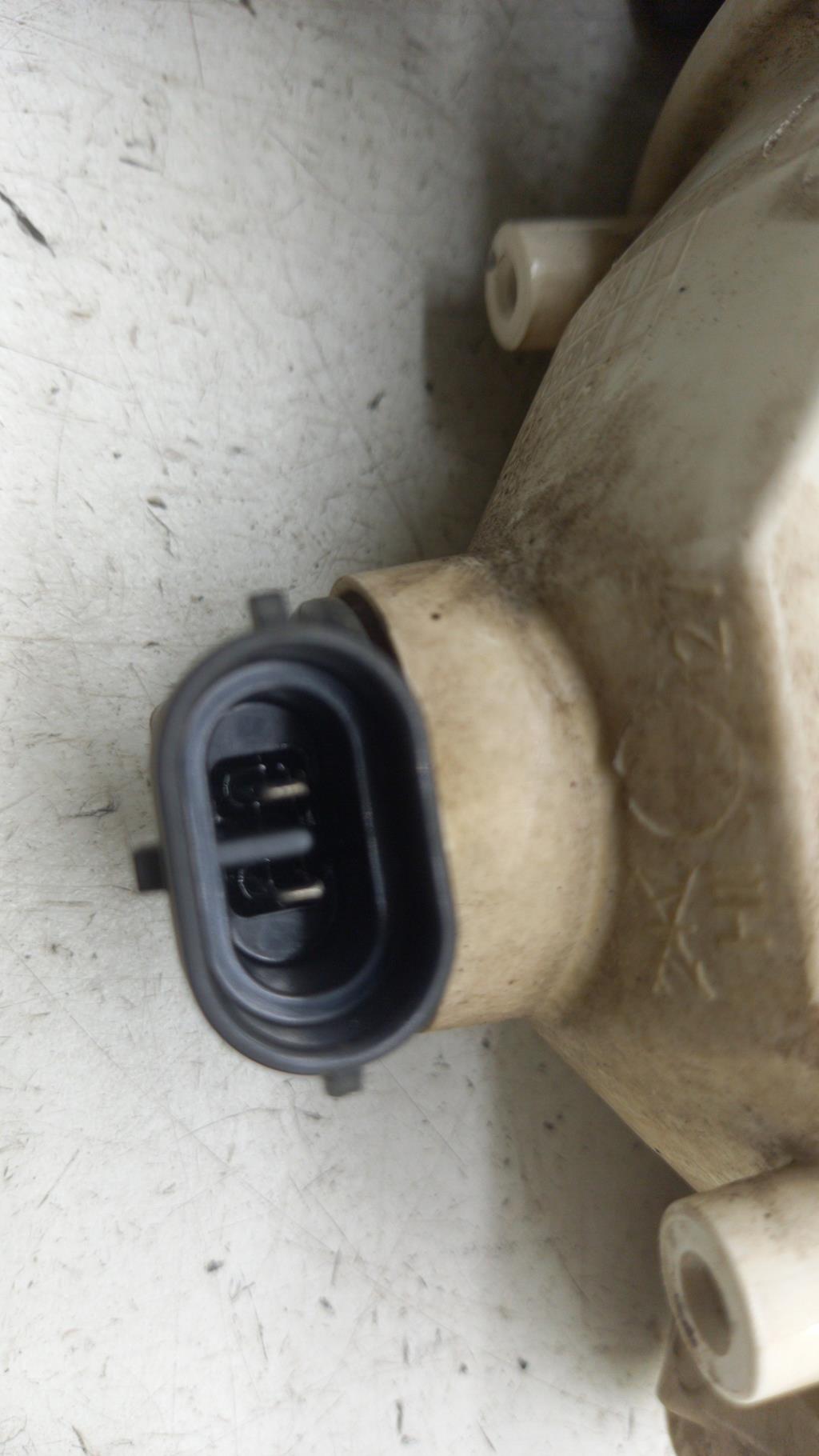 Fendinebbia sinistro (luce) FORD FOCUS 1 Gasolina - 1