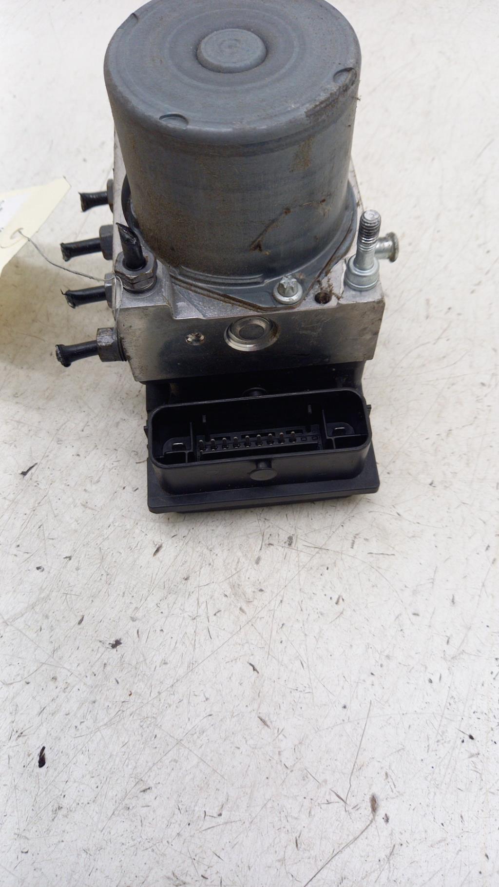 Blocco ABS (antibloccaggio freni) PEUGEOT 308 1 PHASE 2 CABRIOLET Gasolina - 1