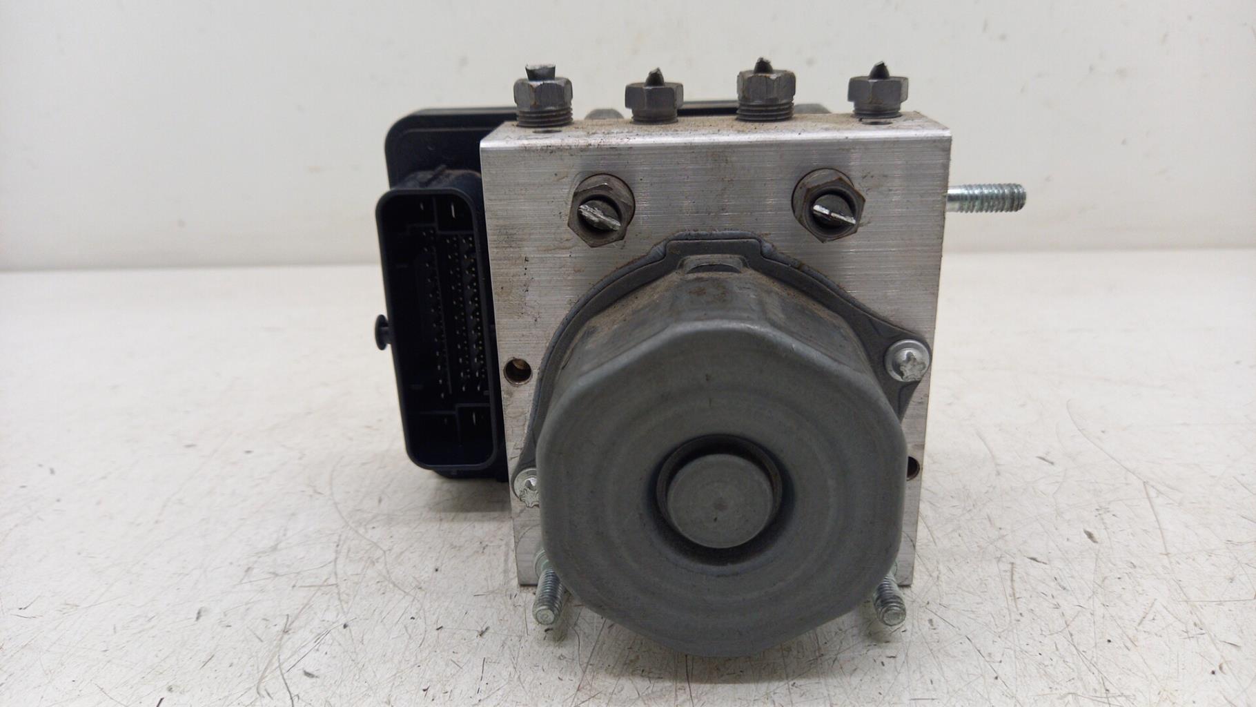 Blocco ABS (antibloccaggio freni) RENAULT CLIO 4 PHASE 2 Gasolina - 1