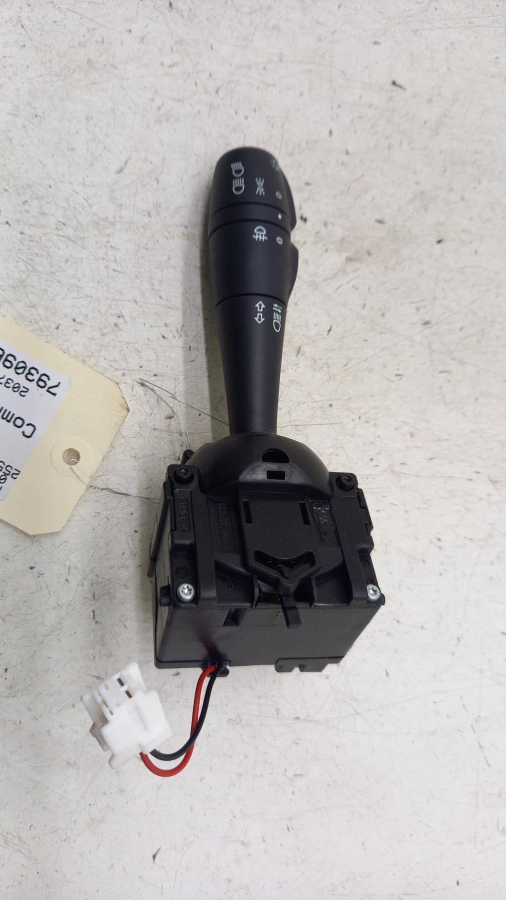 Commodo phare RENAULT CLIO 4 PHASE 2 Essence - 1