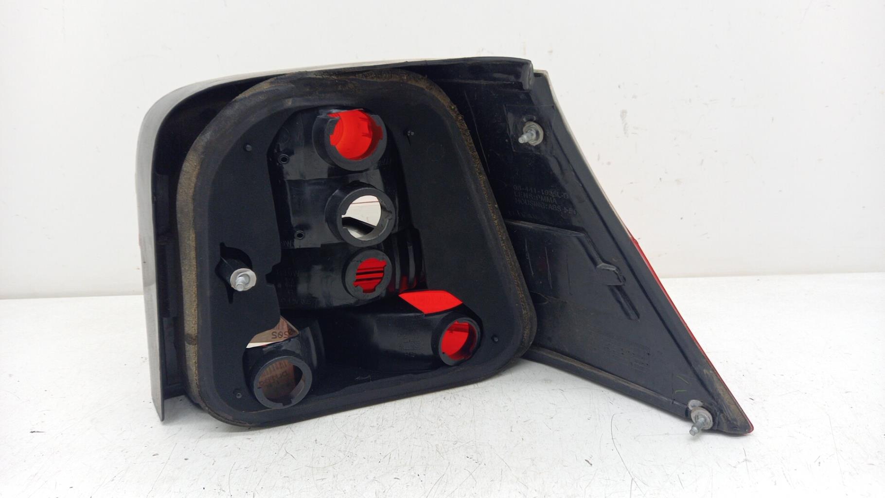 Fanale posteriore principale sinistro (luci) VOLKSWAGEN GOLF 4 Gasolina - 1