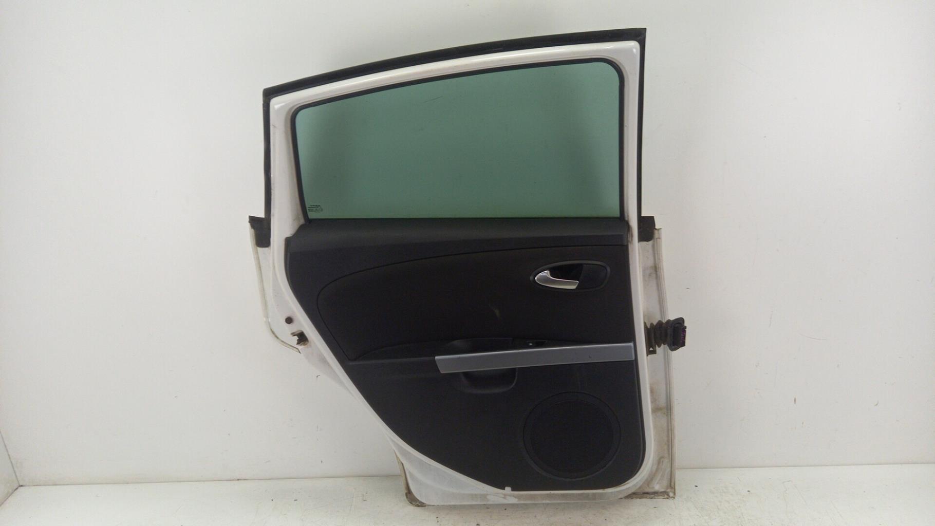 Puerta trasera izquierda SEAT LEON 2 PHASE 2 Diésel - 1
