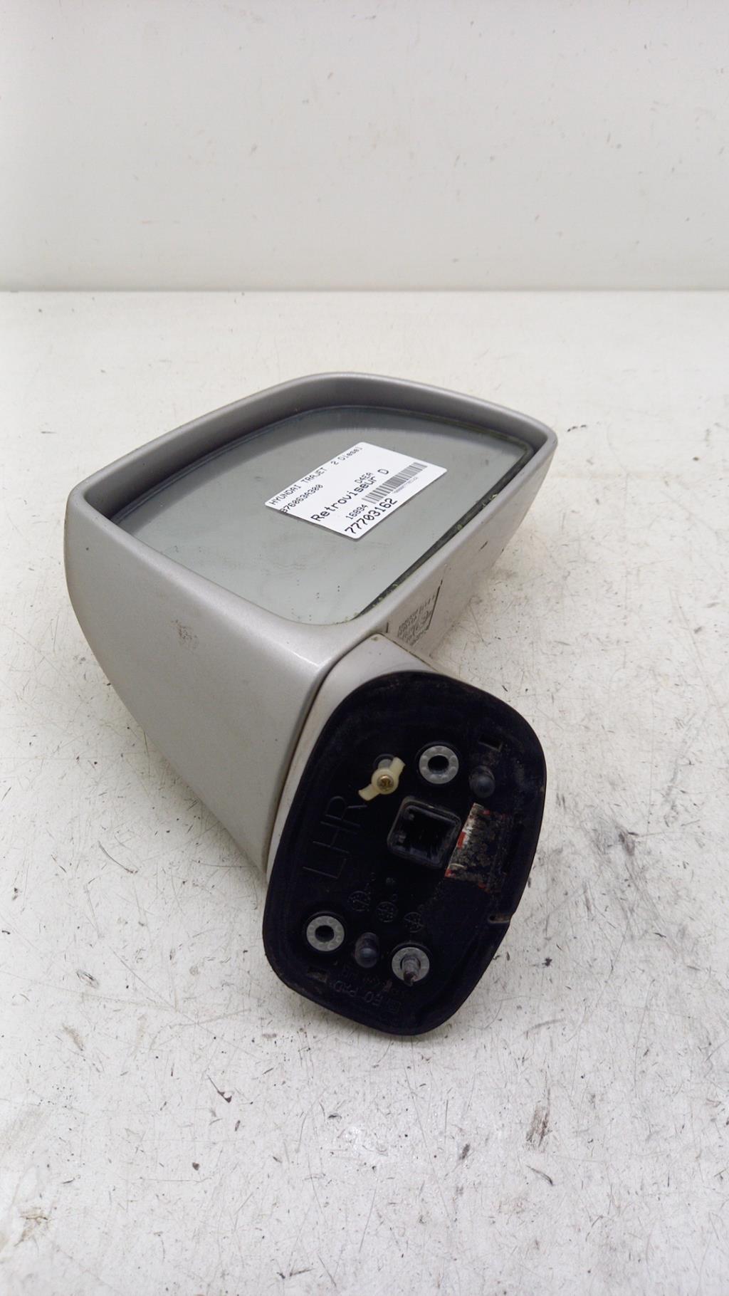 Retrovisor derecho HYUNDAI TRAJET Diésel - 1