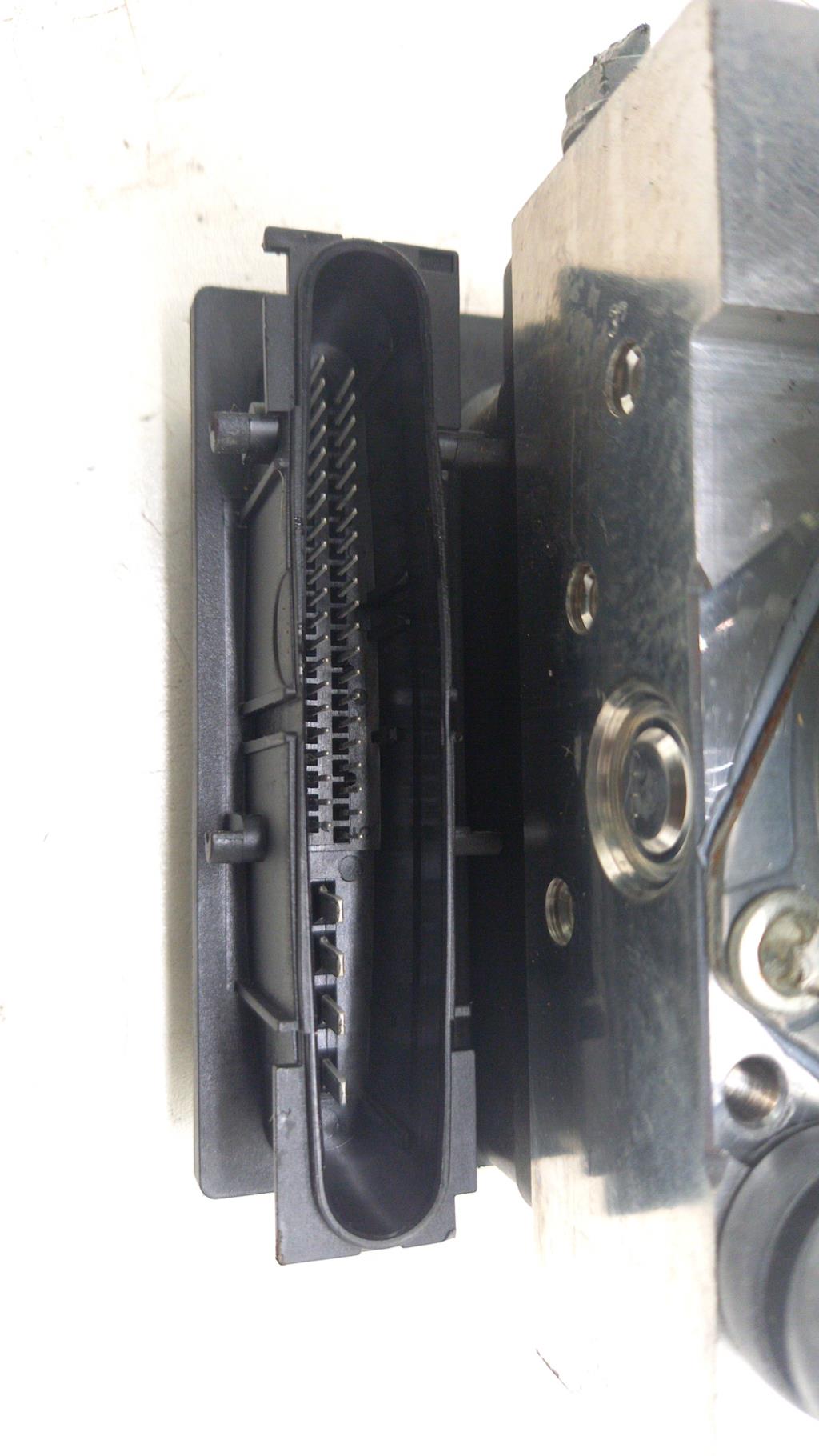 Blocco ABS (antibloccaggio freni) LAND ROVER RANGE ROVER 1 SPORT PHASE 1 Diésel - 1