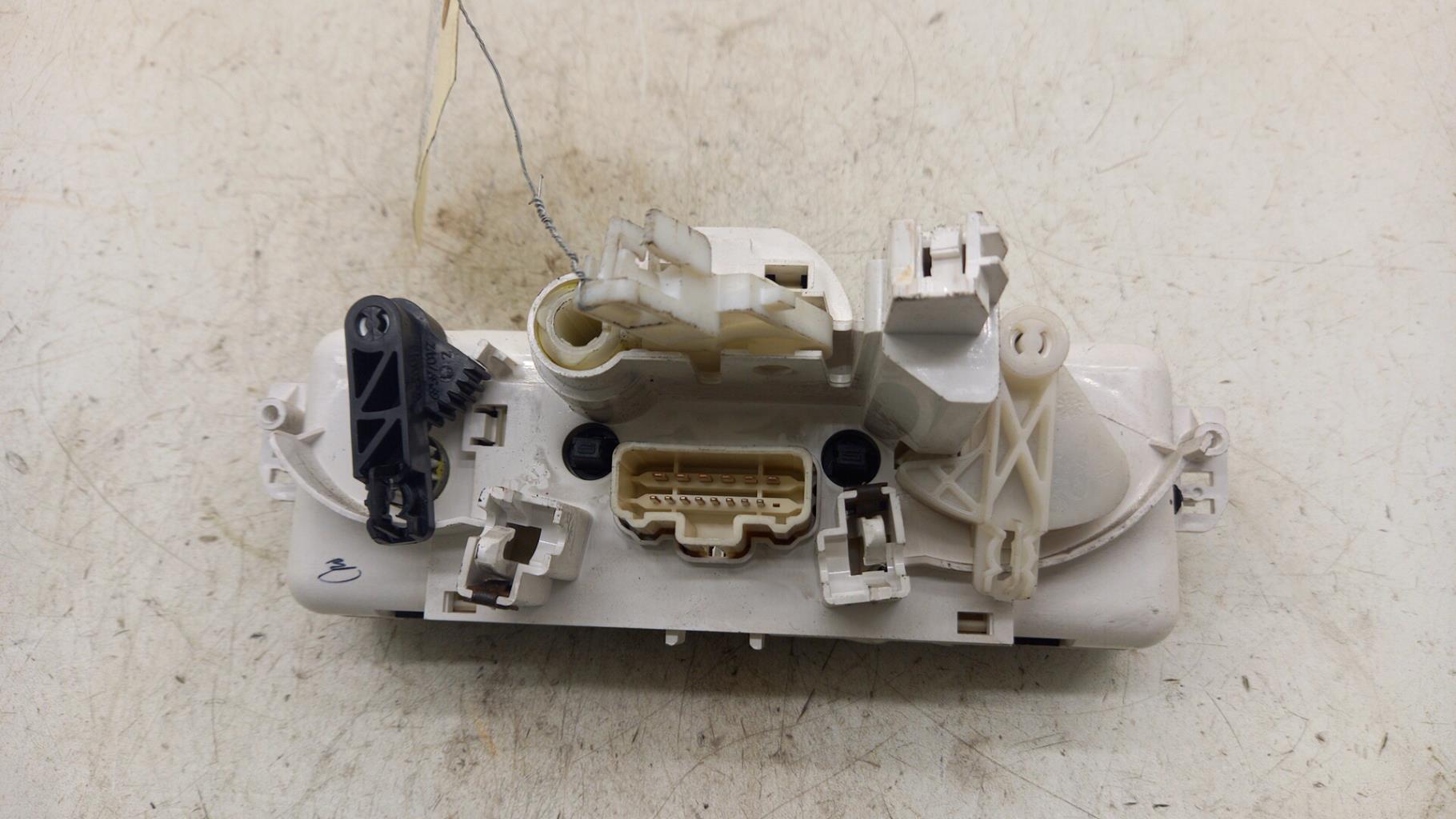 Commande chauffage RENAULT CLIO 3 PHASE 2 Diesel - 1