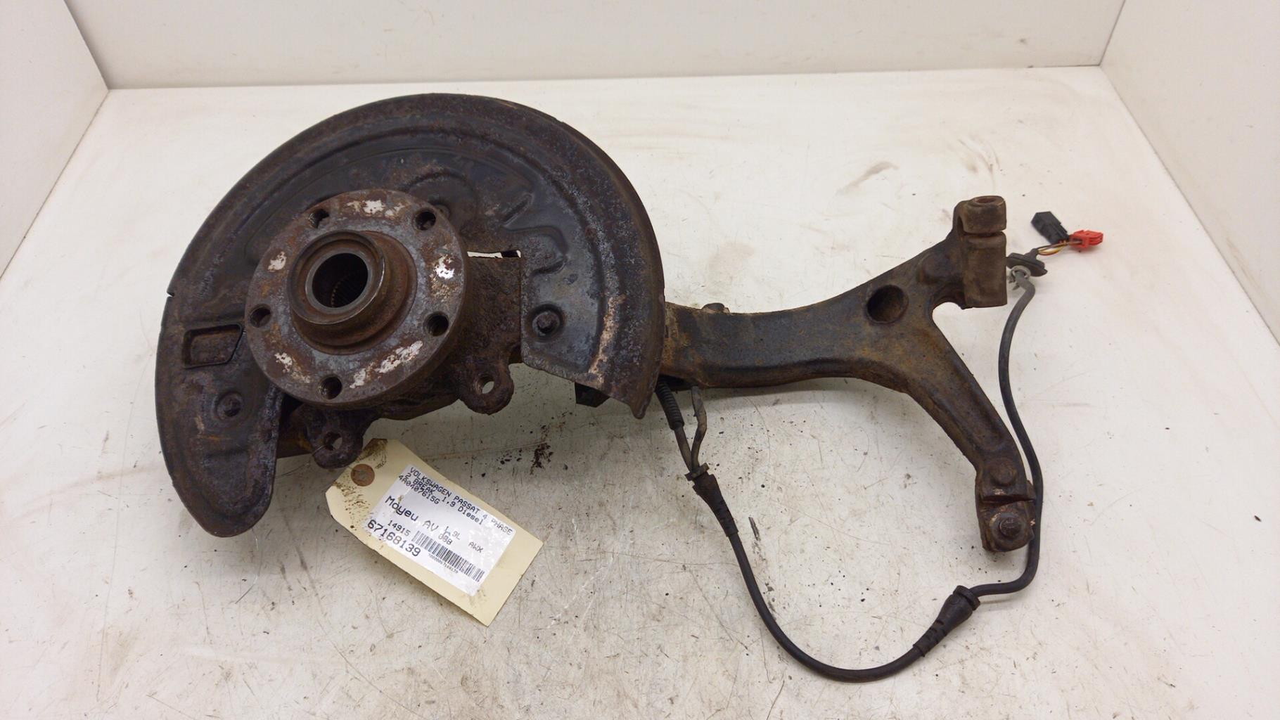 Mozzo anteriore sinistro VOLKSWAGEN PASSAT 4 PHASE 2 BREAK Diésel - 1
