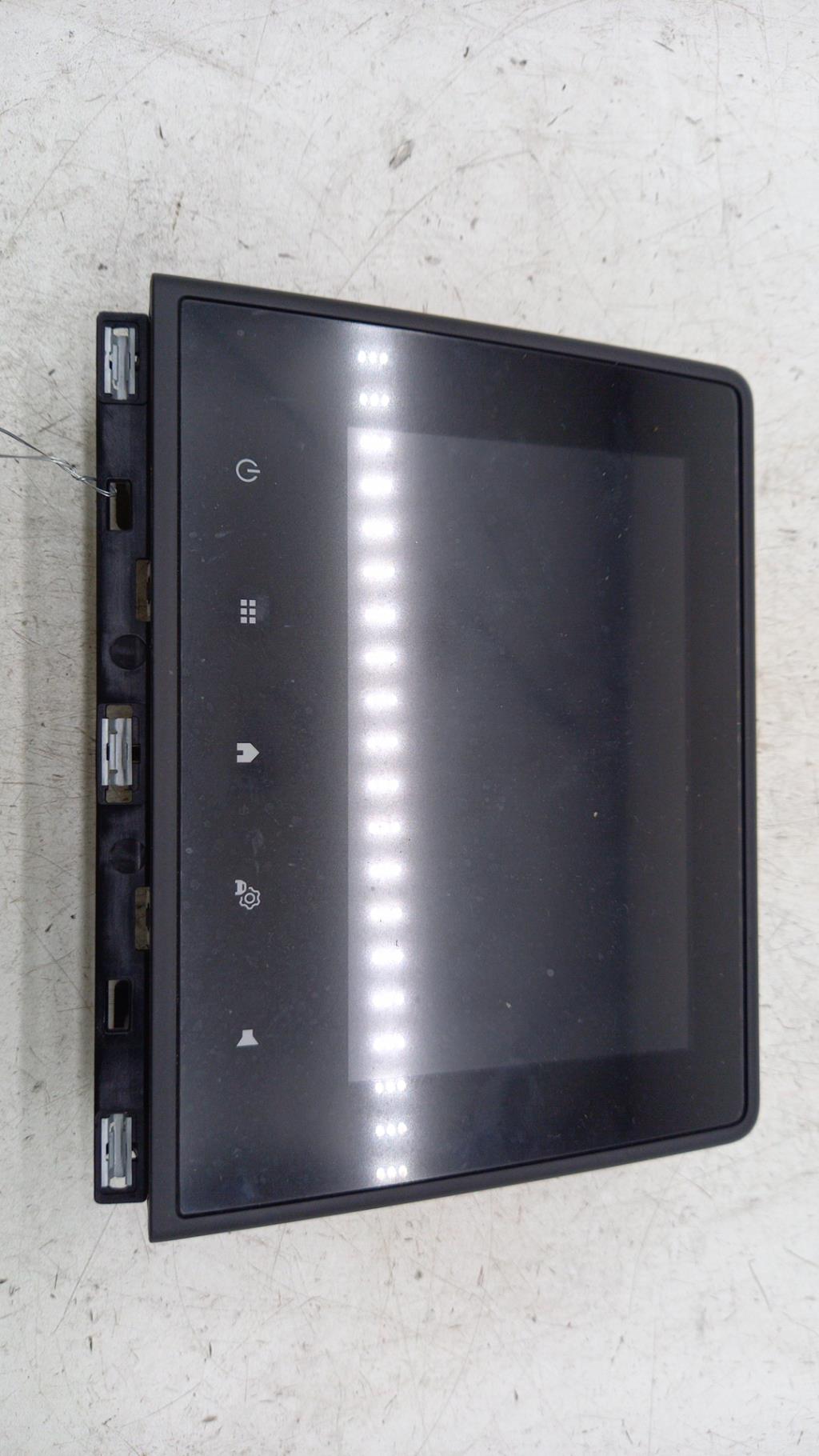 Ecran GPS RENAULT CLIO 5 Essence - 1