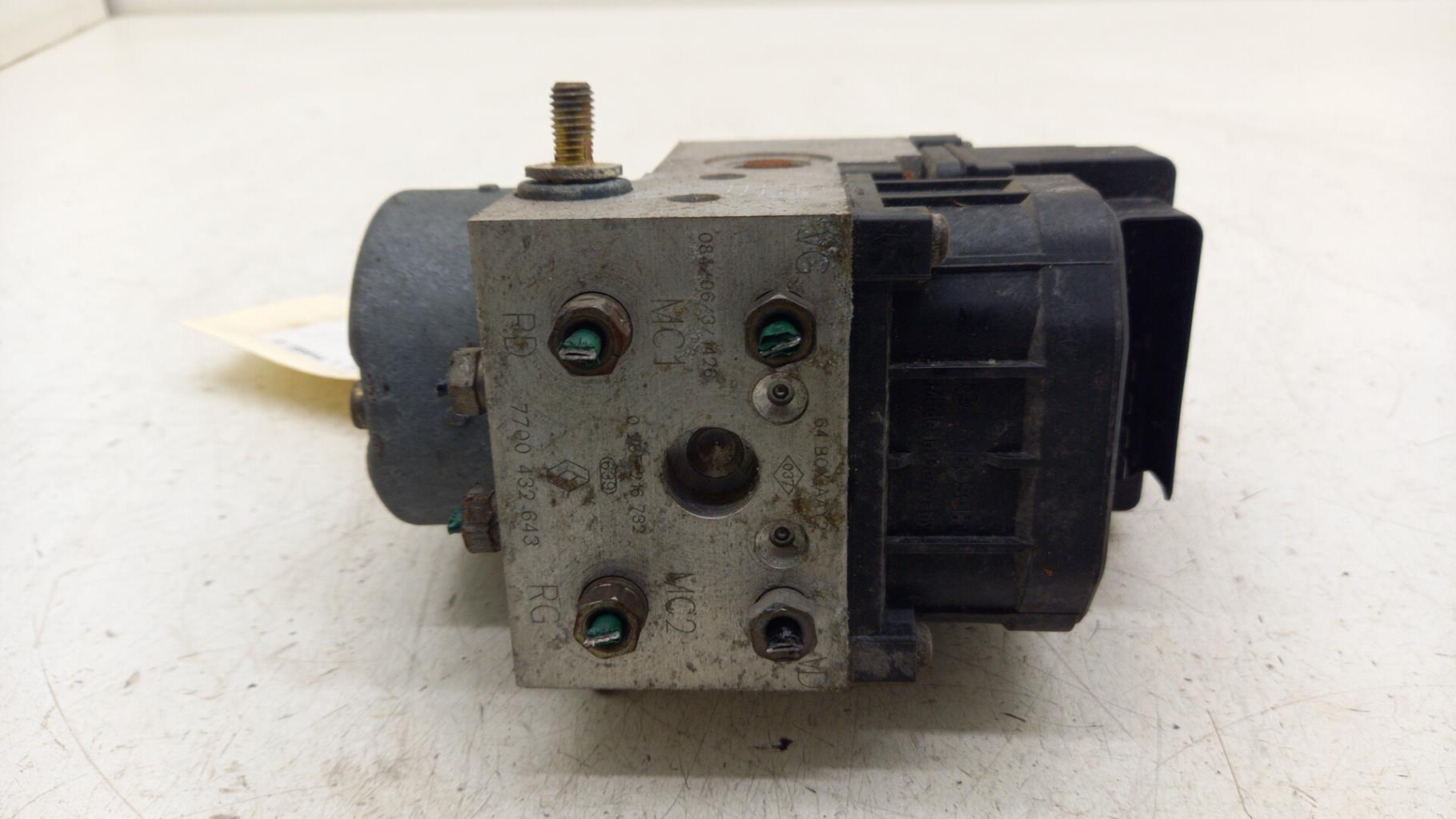 Blocco ABS (antibloccaggio freni) RENAULT SCENIC 1 PHASE 2 Gasolina - 1