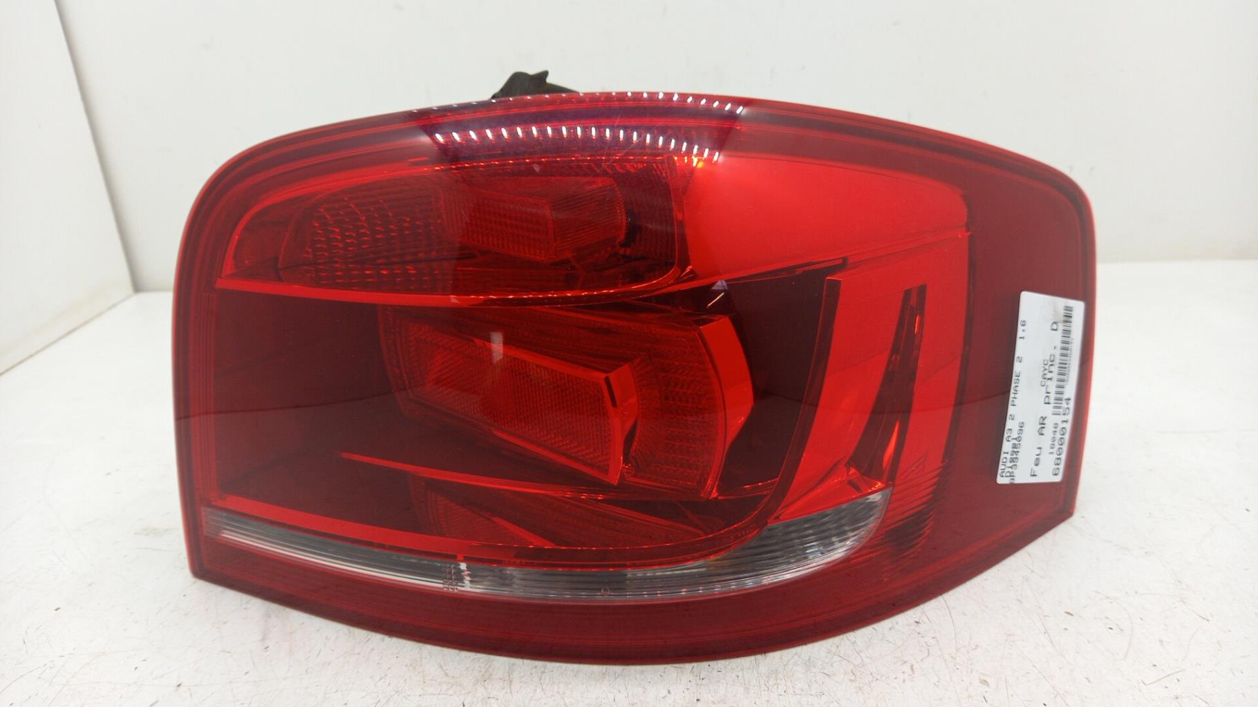 Fanale posteriore principale destro (luci) AUDI A3 2 PHASE 2 Diésel - 1